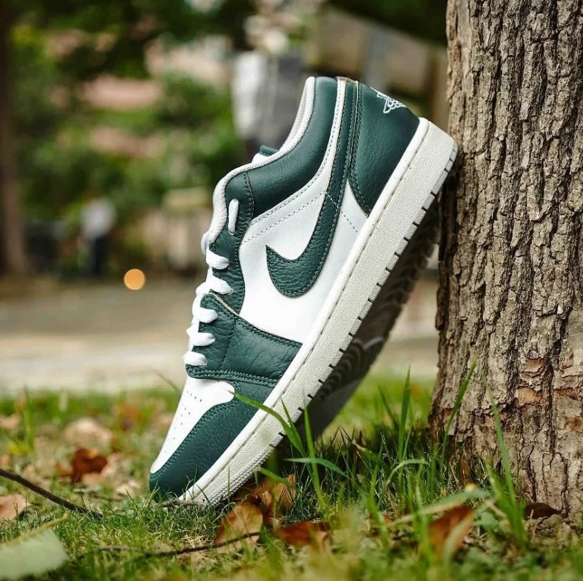 Jordan 1 Low SE Oxidized Green