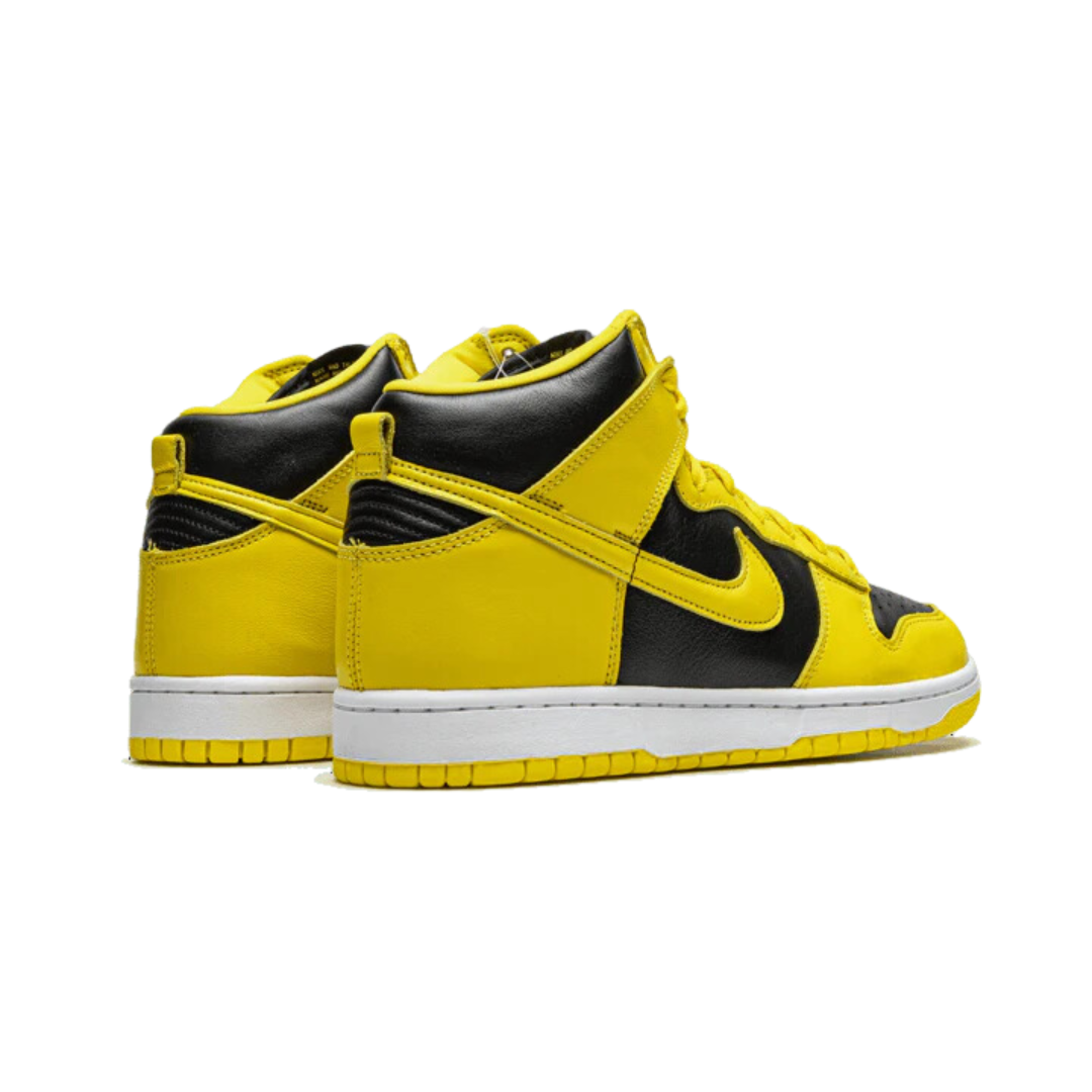 Nike Dunk High Varsity Maize