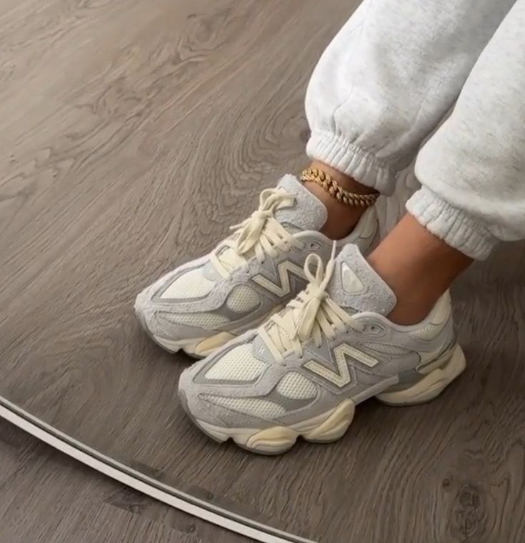 New Balance 9060 Quartz Grey