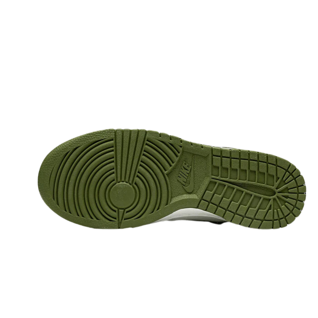 Nike Dunk Low Medium Olive