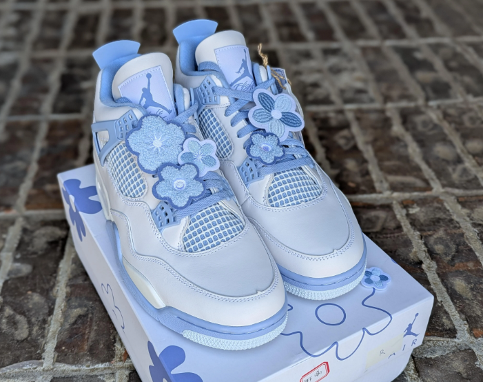 Jordan 4 Retro Forget Me Not
