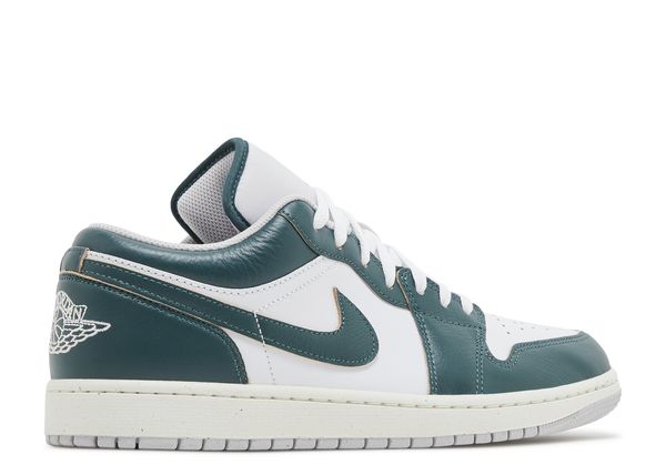 Jordan 1 Low SE Oxidized Green