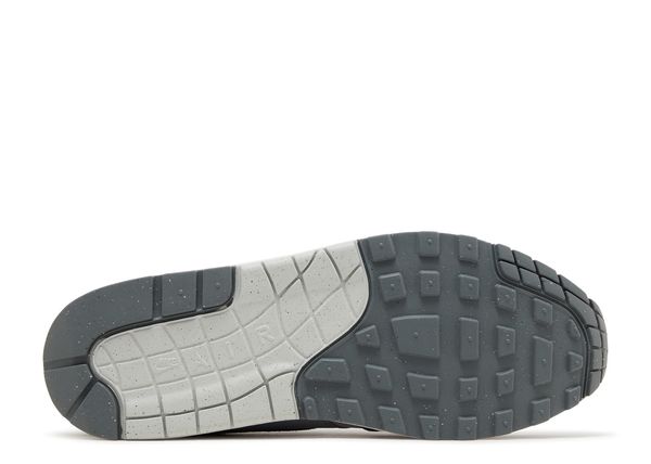 Nike Air Max 1 '87 Photon Dust Wolf Grey