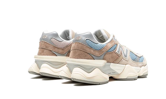New Balance 9060 Mushroom