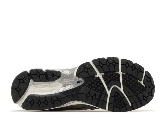 New Balance 1906R Silver Black